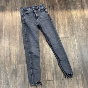 American Eagle Outfitters Women's distressed black Skinny Jeans